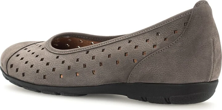 44.169 Ballet Flat - Image 2