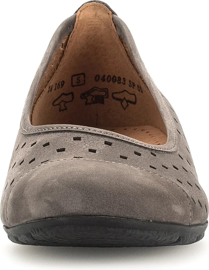 44.169 Ballet Flat - Image 4