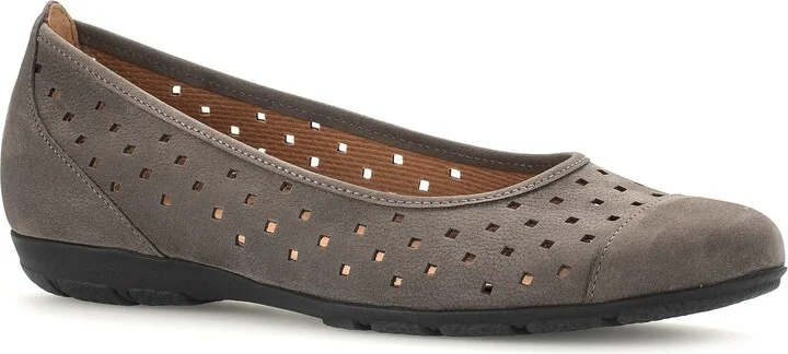 44.169 Ballet Flat