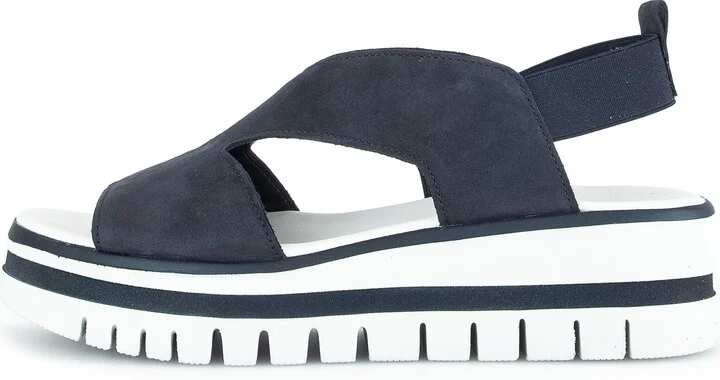 44.623 Platform Slingback Sandal - Image 3