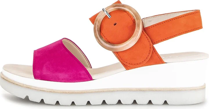 44.645 Platform Wedge Sandal - Image 3