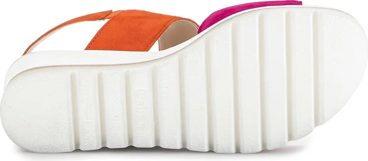 44.645 Platform Wedge Sandal - Image 4