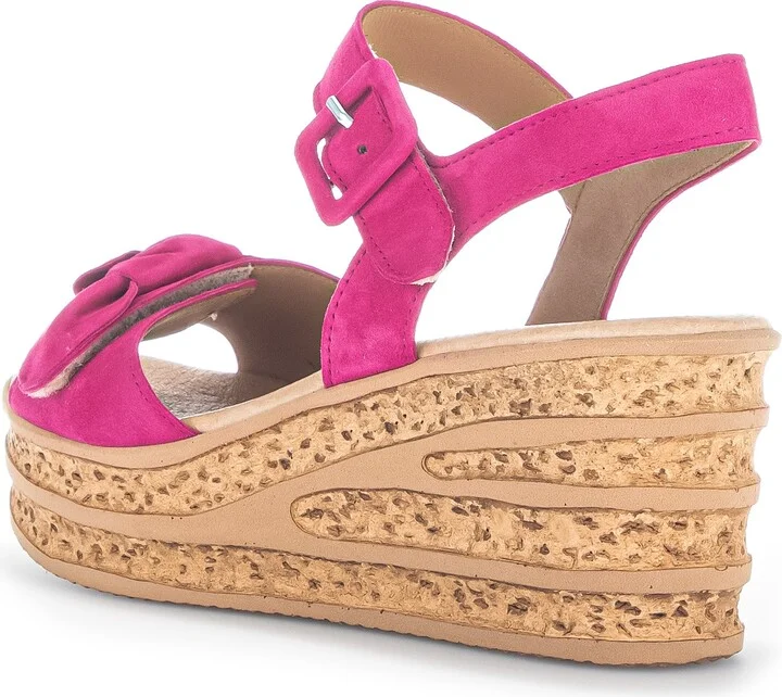 44.653 Platform Wedge Sandal - Image 2