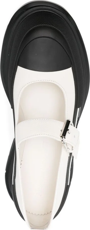 45mm Buckle-Strap Leather Pumps - Image 4