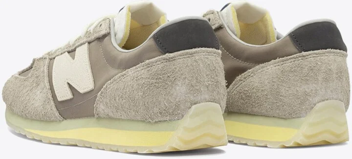 471 Gray Days Low-Top Sneakers - Image 3