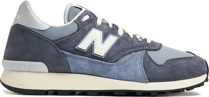 475 Sneakers