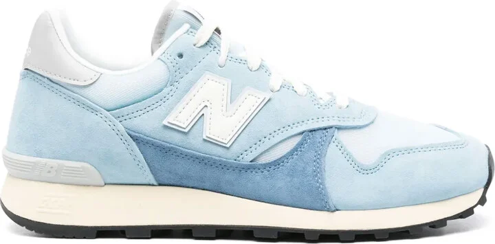475 Sneakers