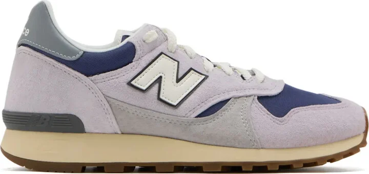 475 Suede Sneakers