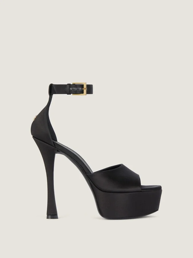 4G Liquid platform sandals in satin