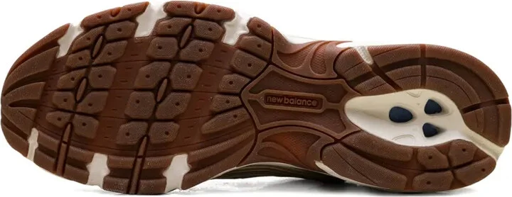 530 "Atmost Autumn Festival" sneakers - Image 5