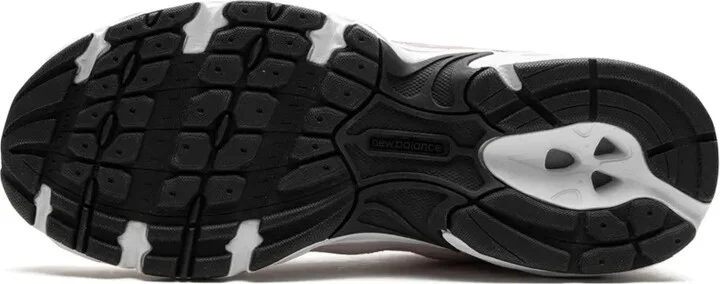 530 Lace-Up Sneakers - Image 4