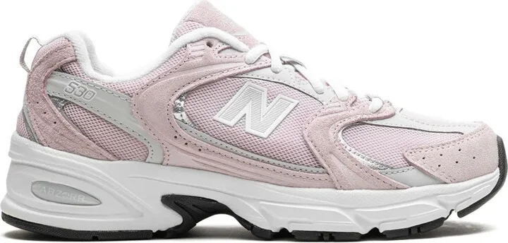 530 Lace-Up Sneakers