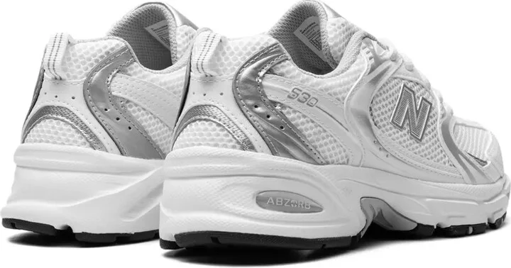 530 Low-Top Sneakers - Image 3