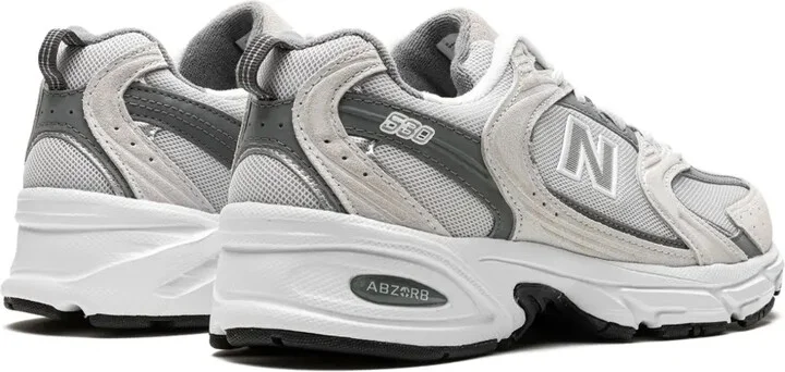 530 Low-Top Sneakers - Image 3