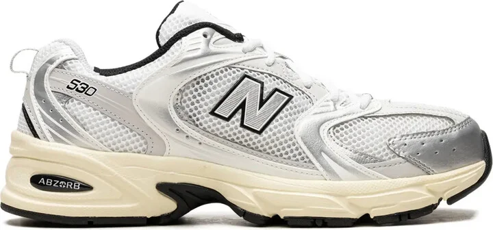 530 Low-Top Sneakers