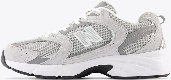 530 Low-Top Sneakers in Raincloud with Shadow Gray and Silver Metallic - Image 3