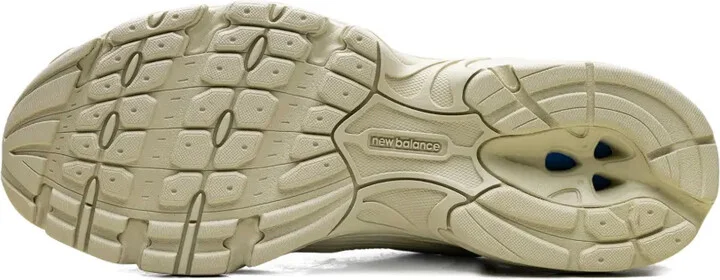 530 "Mineral" sneakers - Image 4