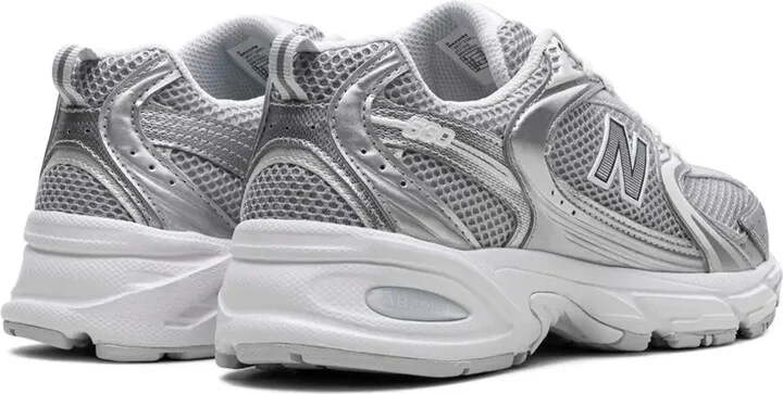 530 "Moonbeam/Silver Metallic" sneakers - Image 3