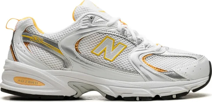 530 Panelled Sneakers