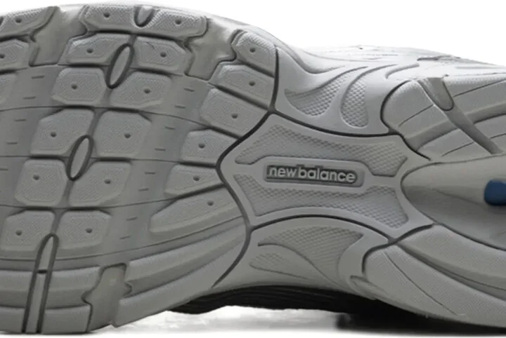 530 "Silver/Grey" sneakers - Image 4