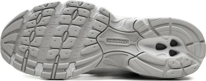530 "Silver Metallic/Polka Dots" sneakers - Image 4