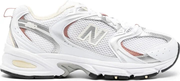530 Sneakers