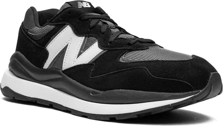 57/40 Sneakers - Image 2