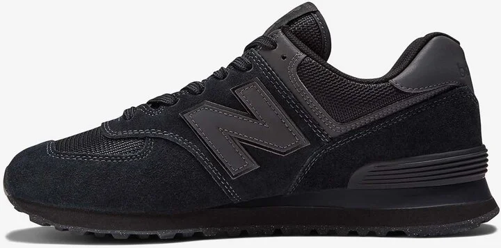 574 Low-Top Sneakers in Black - Image 2