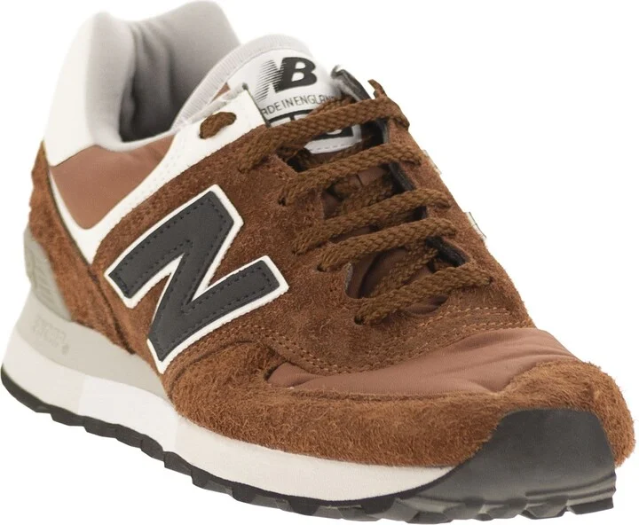 576 - Sneakers - Image 2