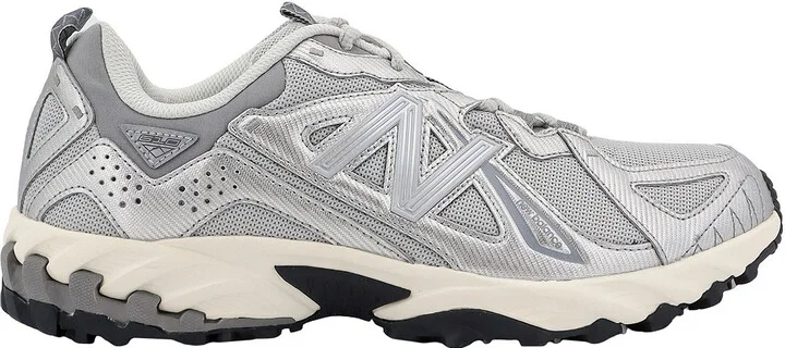 610 Sneakers