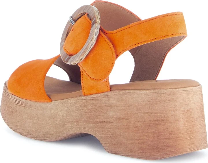 64.520 Platform Sandal - Image 8
