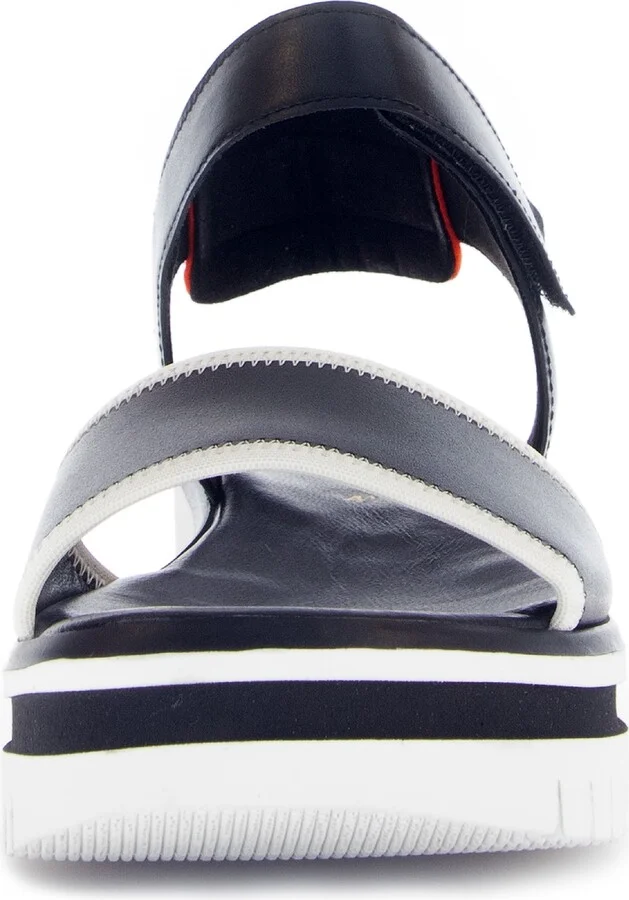 64.629 Platform Wedge Sandal - Image 4