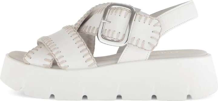 64.751 Platform Sandal - Image 3