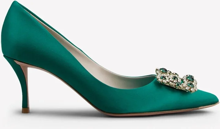 65 Flower Strass Buckle Pumps in Satin