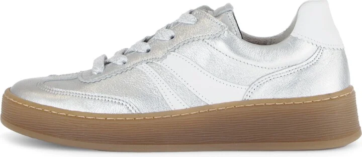66.435 Sneaker - Image 3