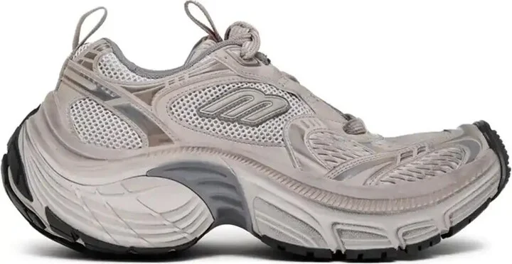 6XL Sneakers