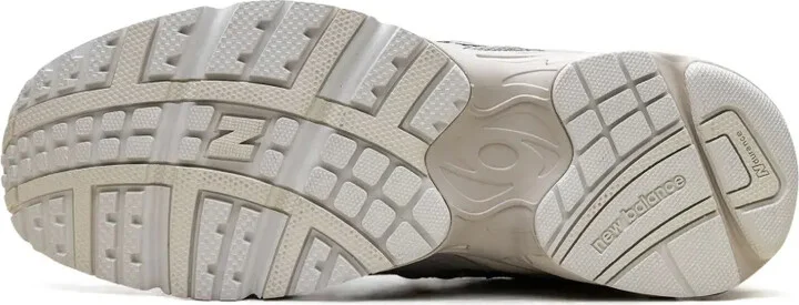 725 "Light Grey" sneakers - Image 4