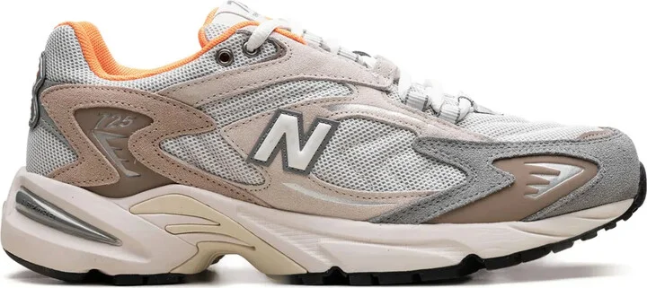 725v1 Mesh Sneakers