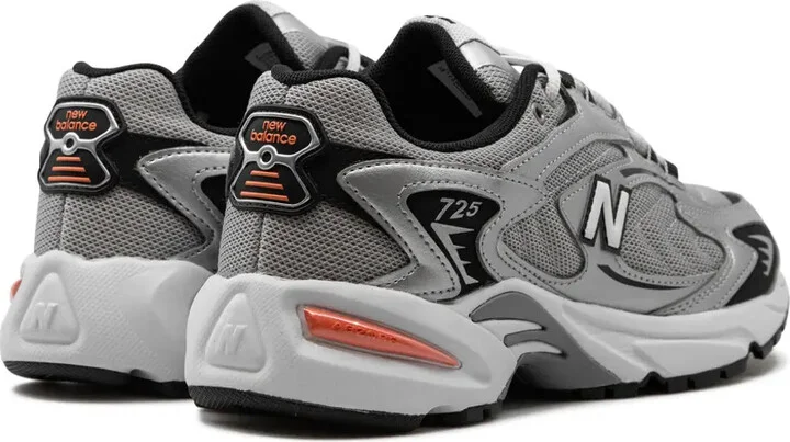 725V1 "Metallic Silver" sneakers - Image 3
