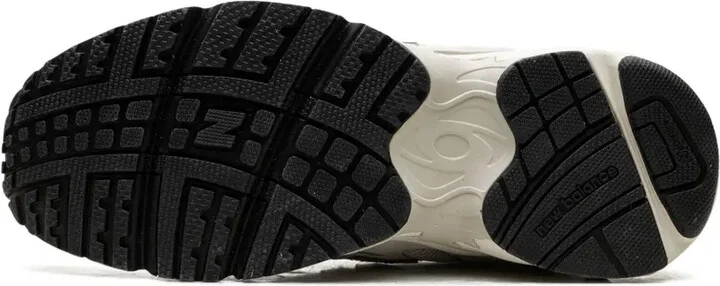 725V1 "Sea Salt" sneakers - Image 4