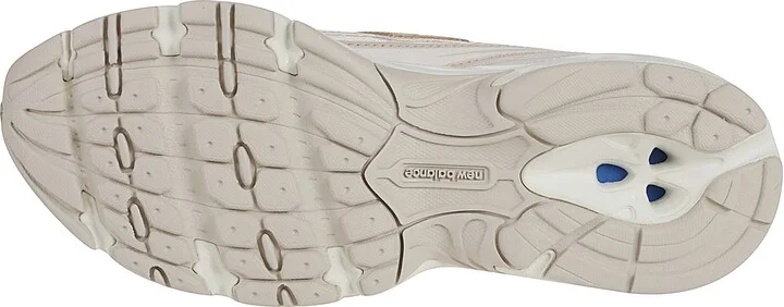 740 Sneakers - Image 4