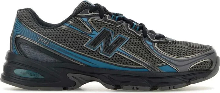 740 Sneakers