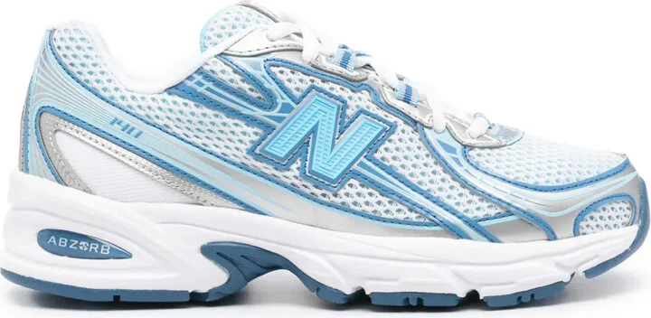 740 Sneakers