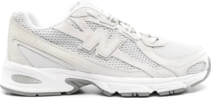 740 Sneakers