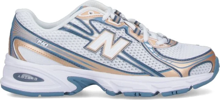 740 Sneakers
