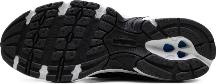740v2 "Concord Grape" sneakers - Image 5