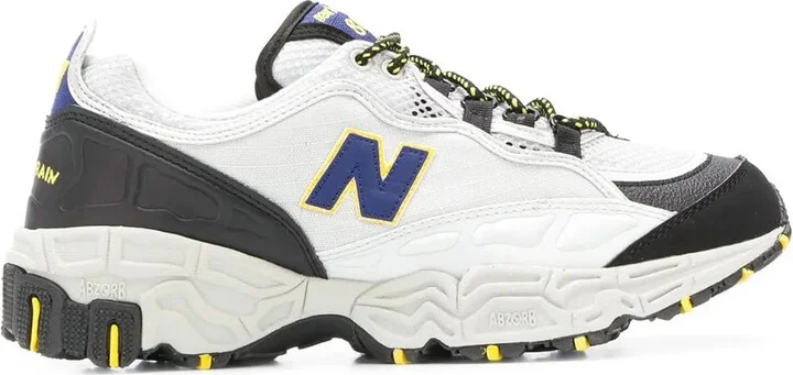 801 Low Top Trainers