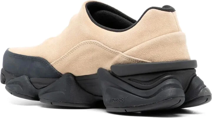 8040 Sneakers - Image 3
