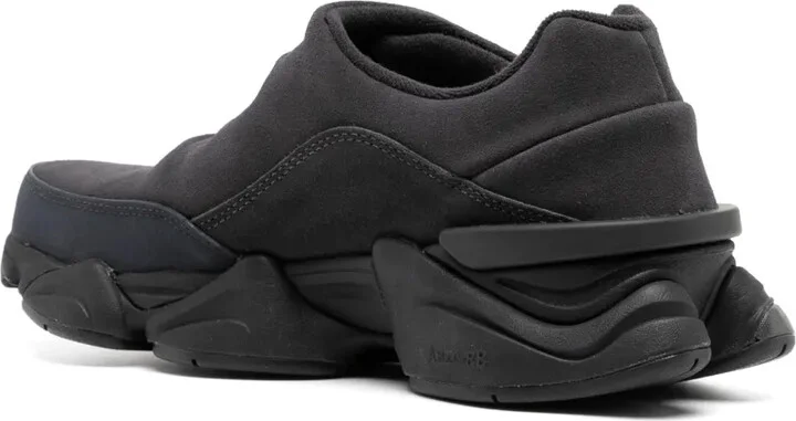 8040 Sneakers - Image 3