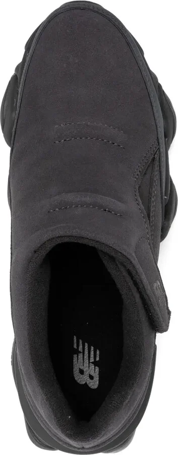 8040 Sneakers - Image 4